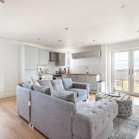Luxurious 3-Bed Penthouse In Sheffield Handsworth Exterior foto