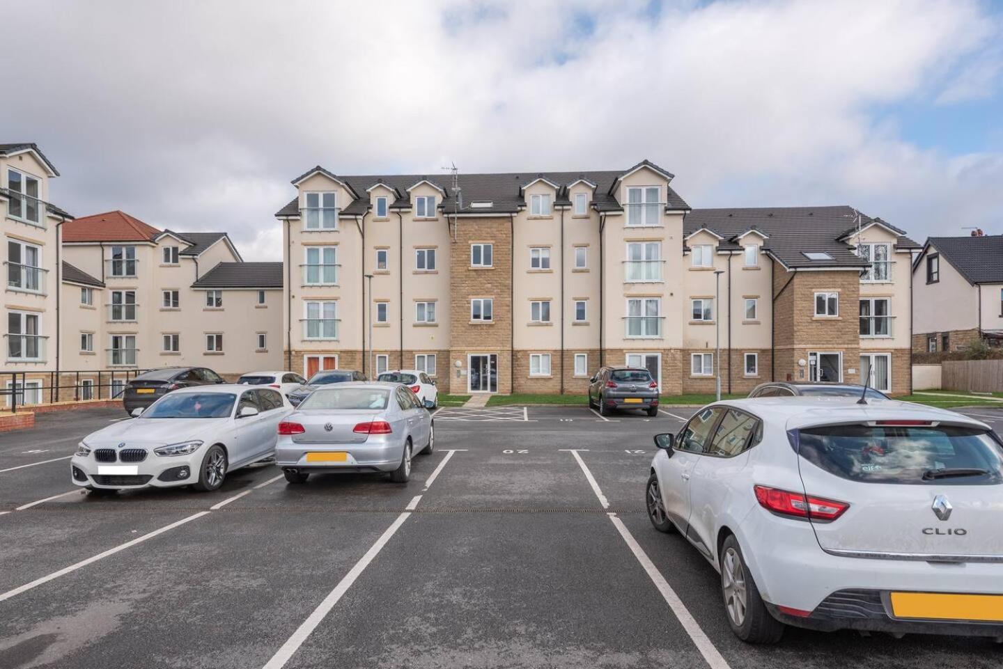 Luxurious 3-Bed Penthouse In Sheffield Handsworth Exterior foto